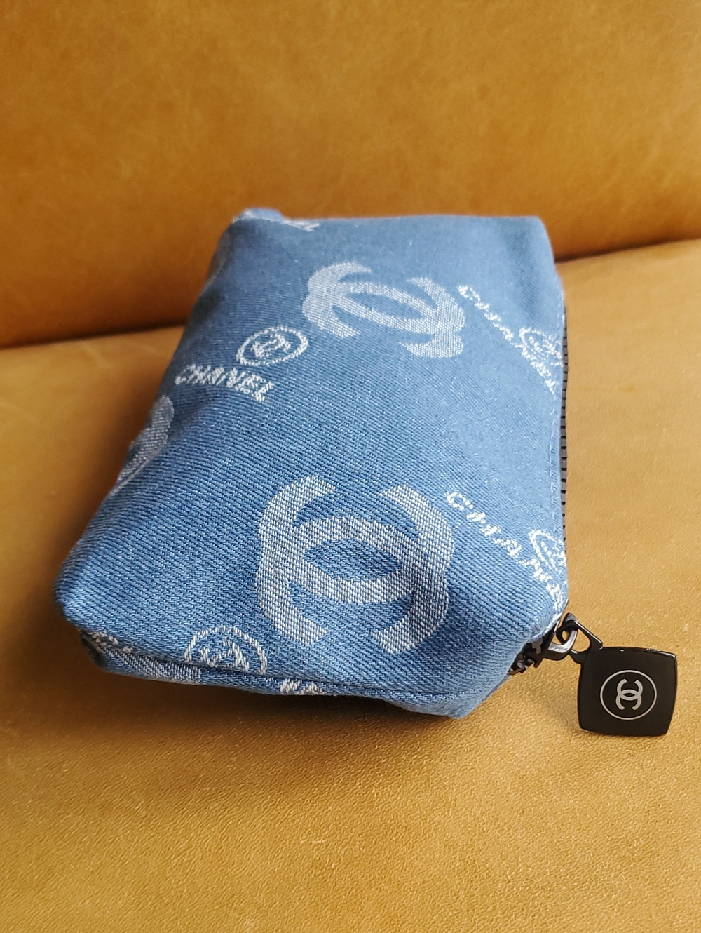 CHANEL Denim Jean Blue Logo Cosmetic Bag Clutch Pouch - Picture 4 of 8